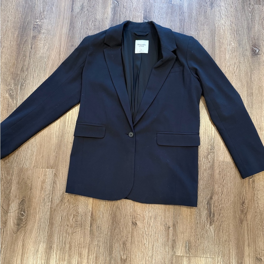 Abercrombie & Fitch Black Blazer